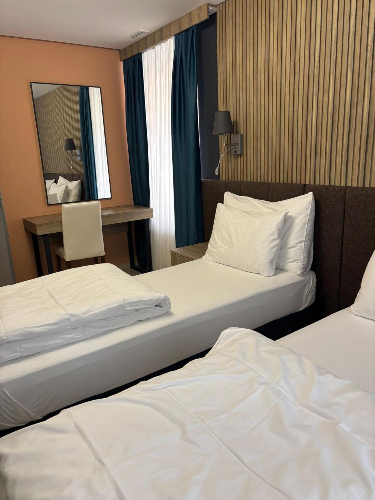 Nani City Hotel Zurich Ngoại thất bức ảnh